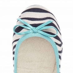 ButterflyTwists-TOFFELSHOPPEN-zebra-aqua