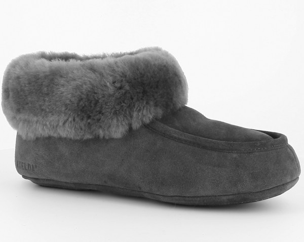 Axelda-fårskinnstofflor-antihalktofflor-asphalt-herrtofflor-Toffelshoppen.se